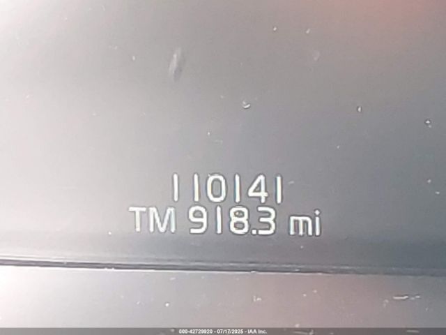 Volvo XC90 | 13