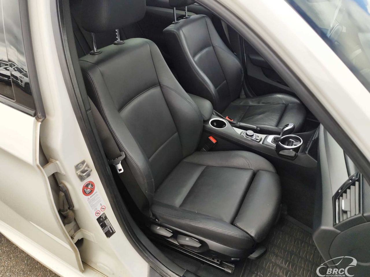 BMW X1 | 10