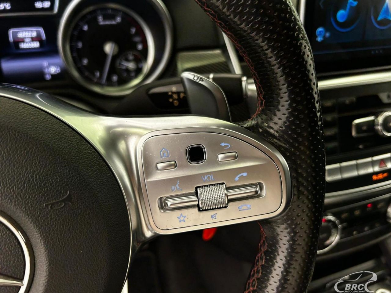 Mercedes-Benz GL450 | 13