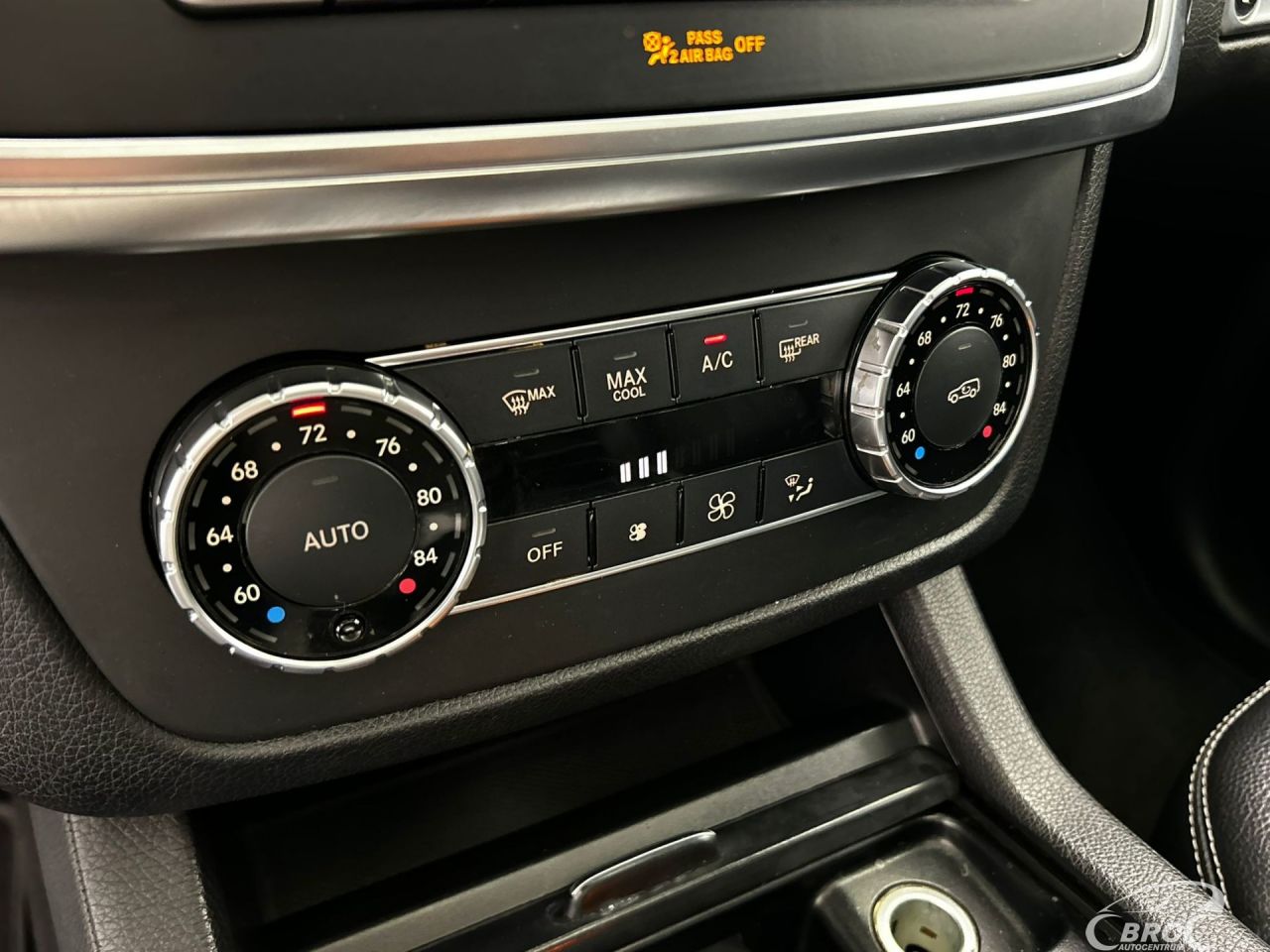 Mercedes-Benz GL450 | 22