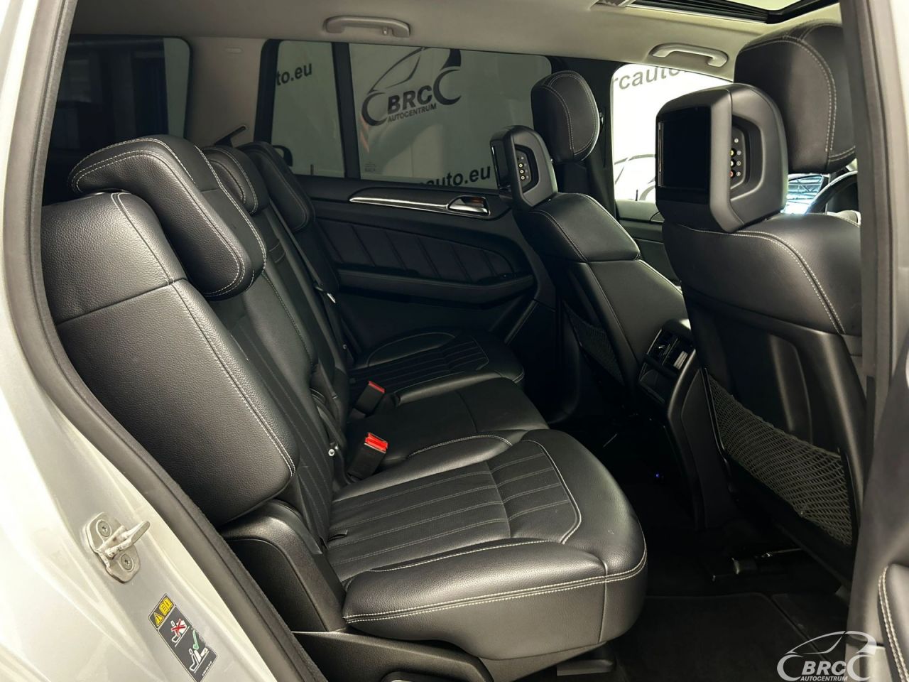 Mercedes-Benz GL450 | 8