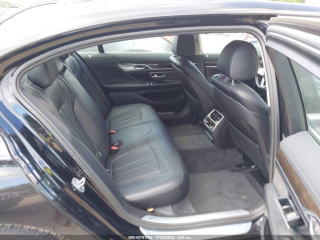 BMW 740 | 6