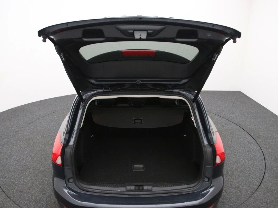 Ford Focus | 38