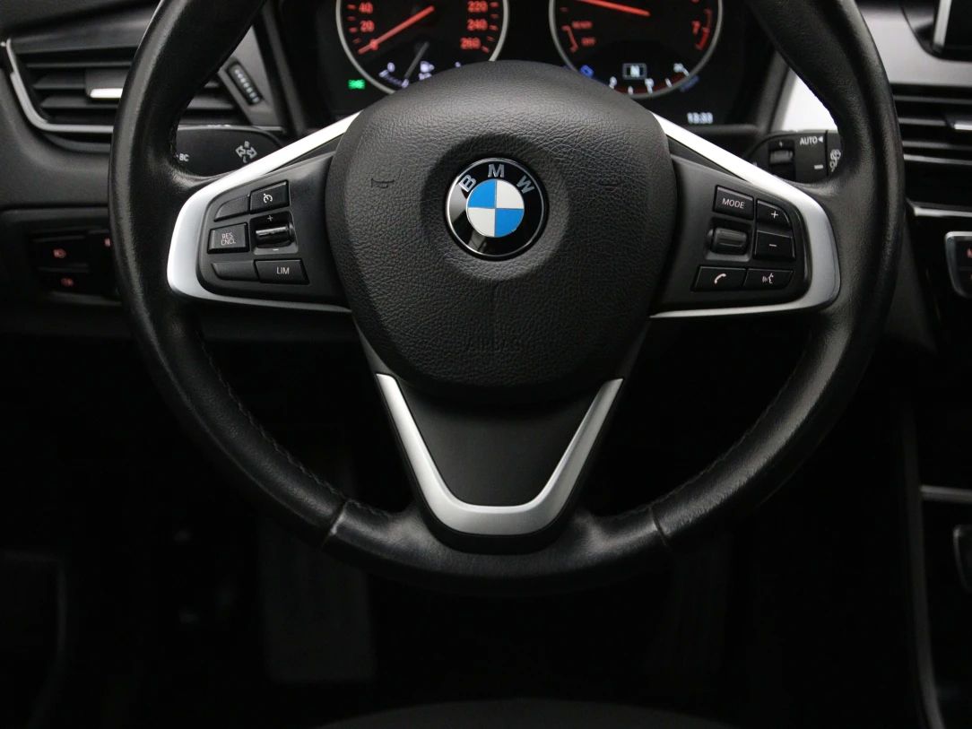 BMW 218 | 18