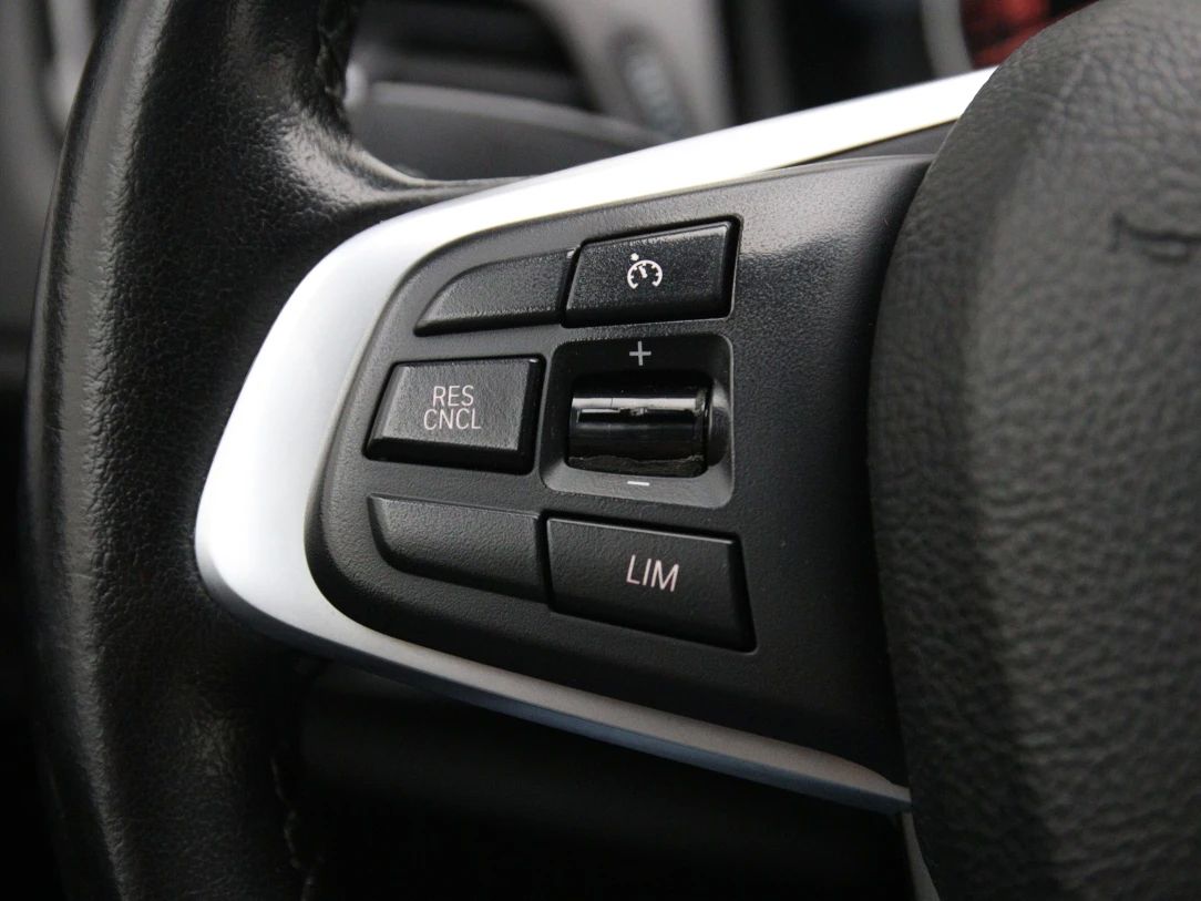 BMW 218 | 30