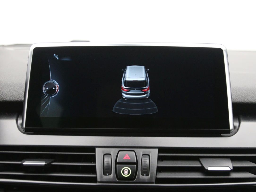 BMW 218 | 25