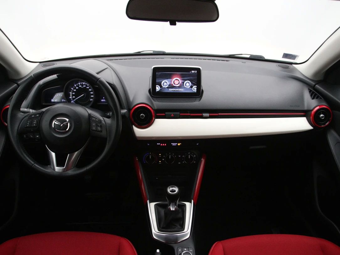 Mazda 2 | 1