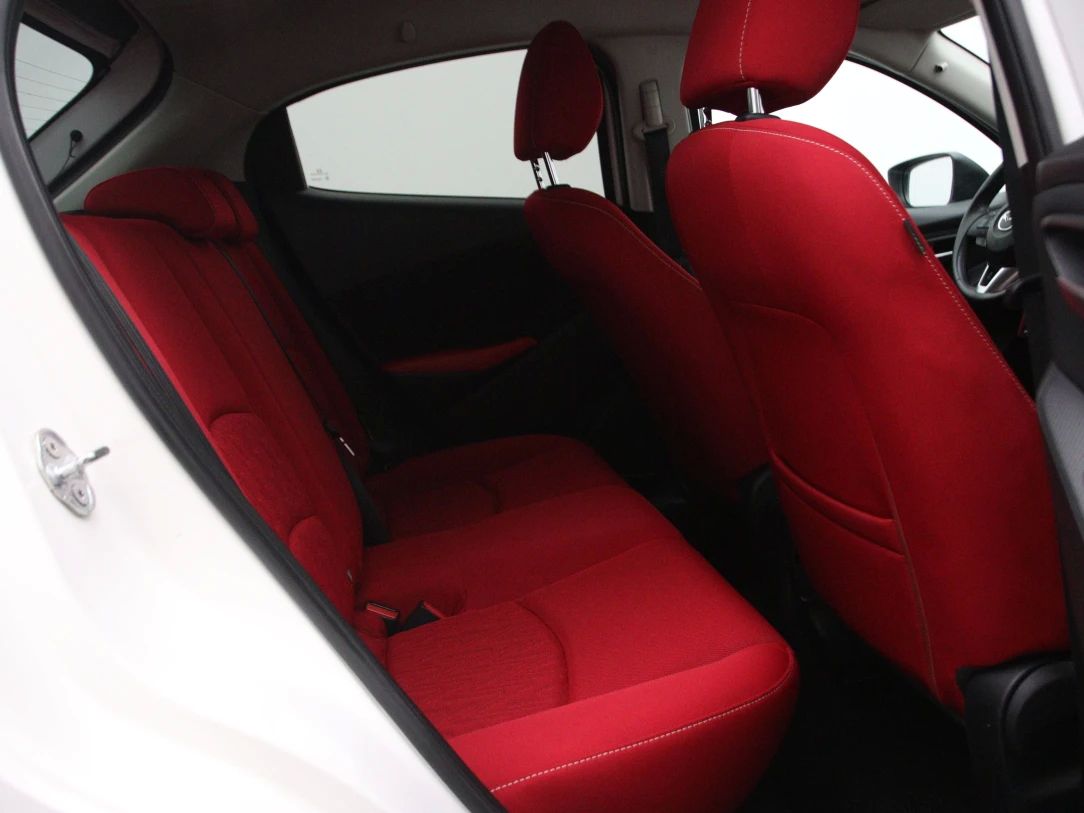 Mazda 2 | 14