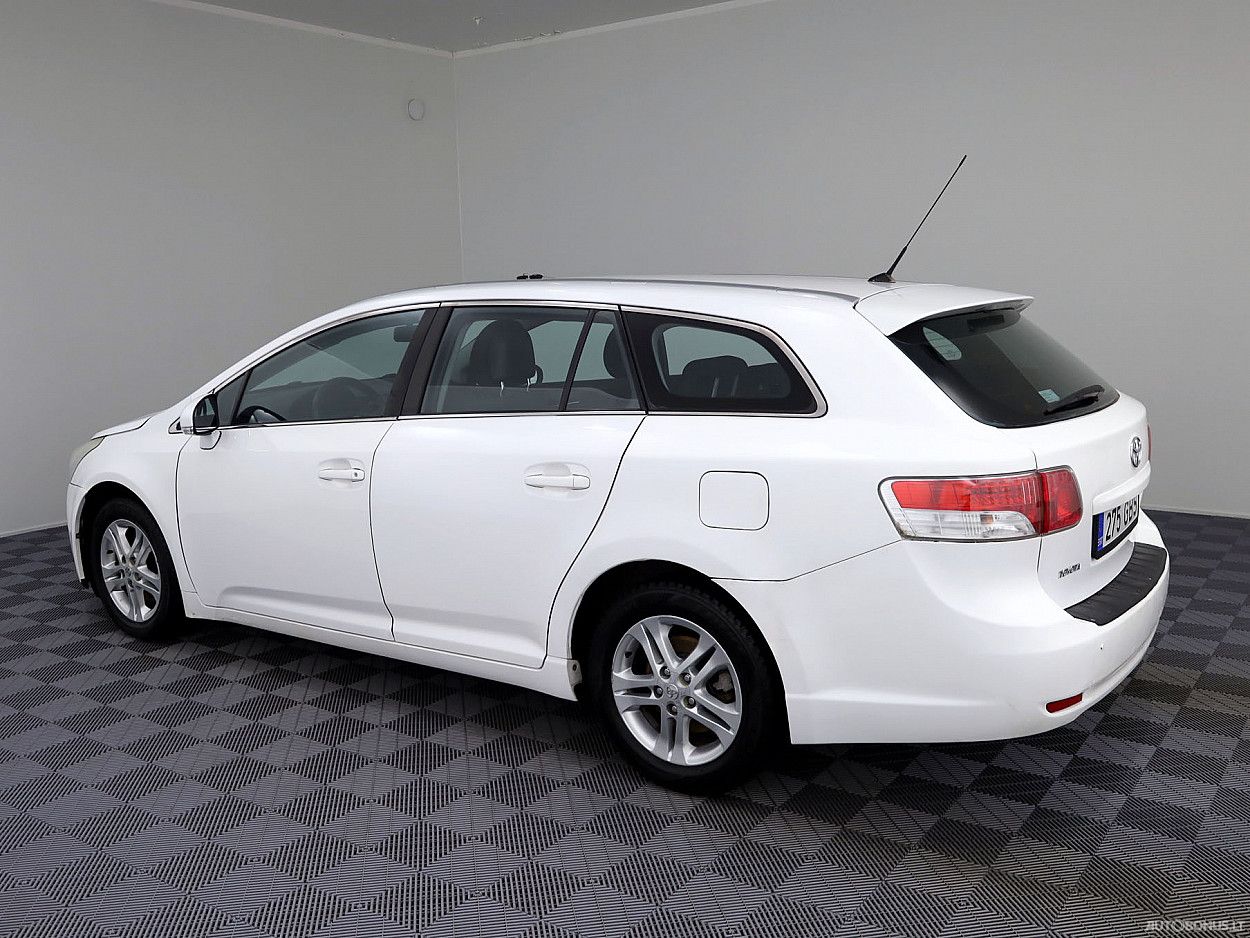 Toyota Avensis | 3