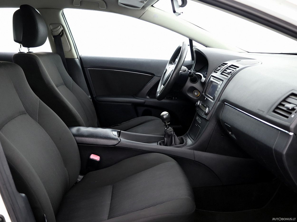 Toyota Avensis | 5