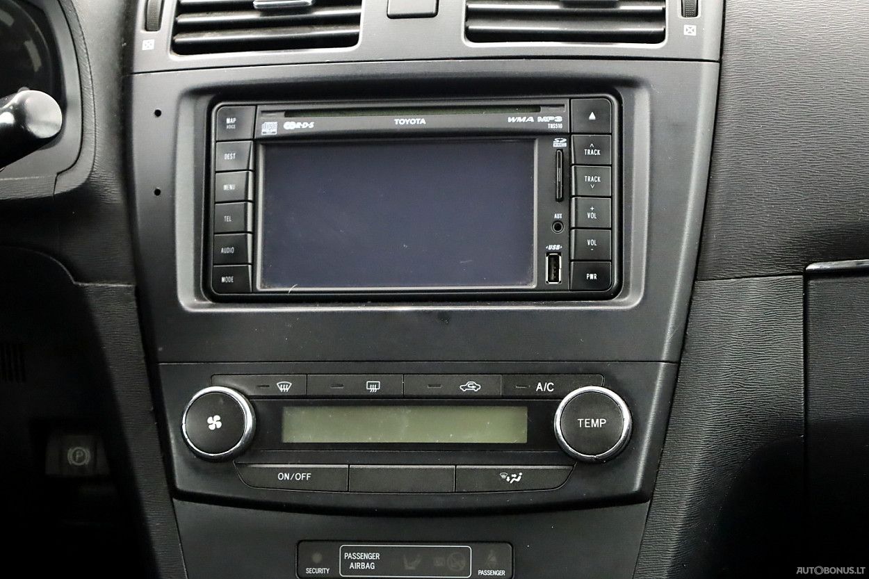 Toyota Avensis | 7