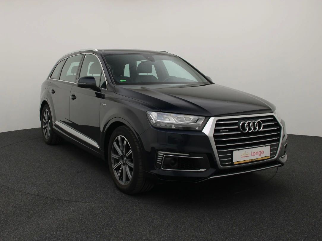 Audi Q7 | 9