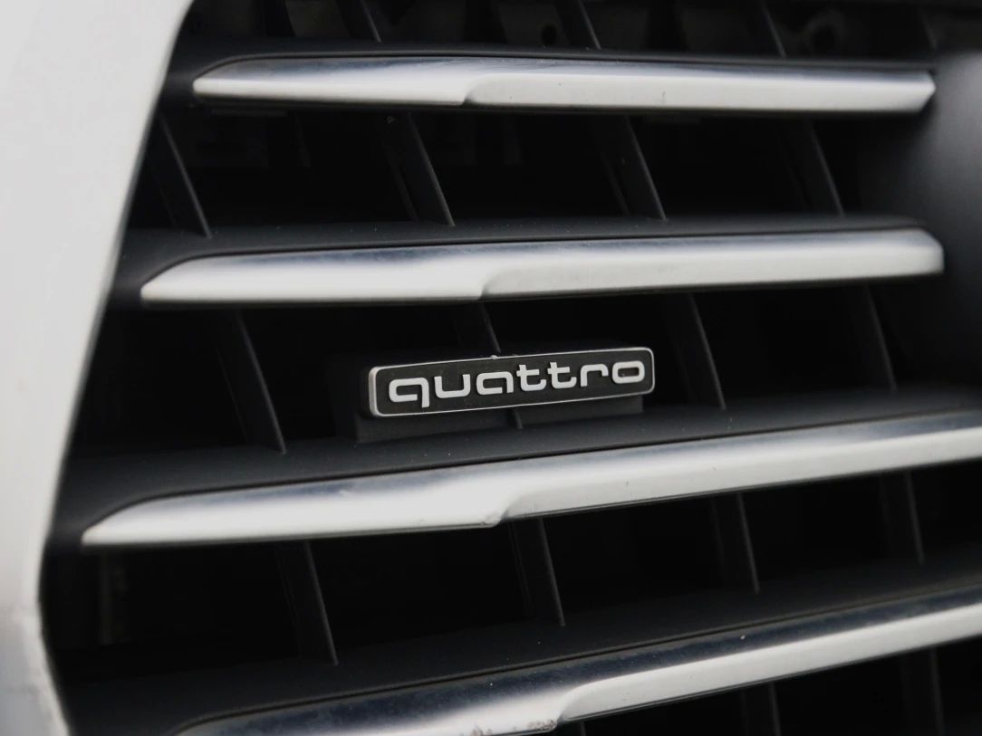Audi Q7 | 45