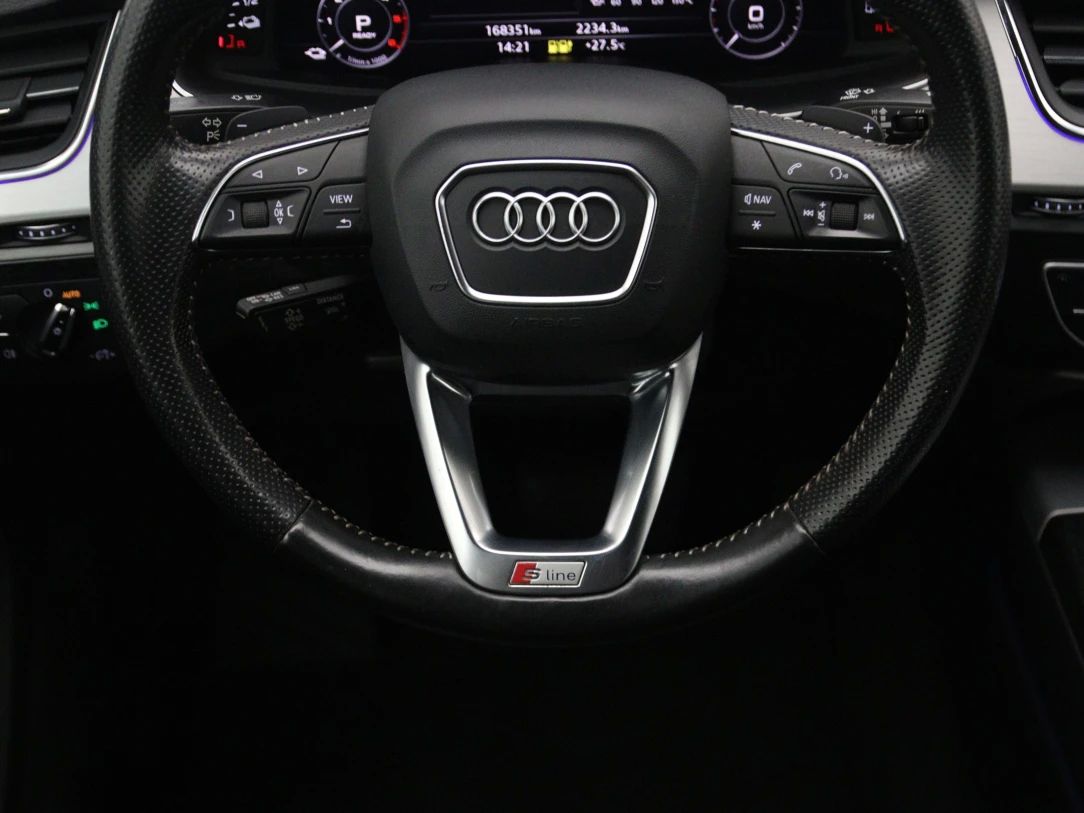 Audi Q7 | 17