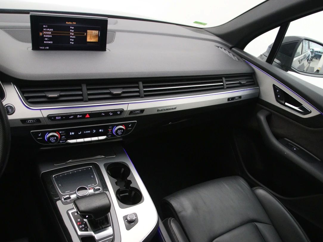Audi Q7 | 20