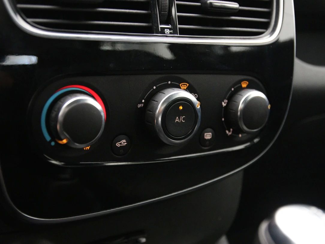 Renault Clio | 19
