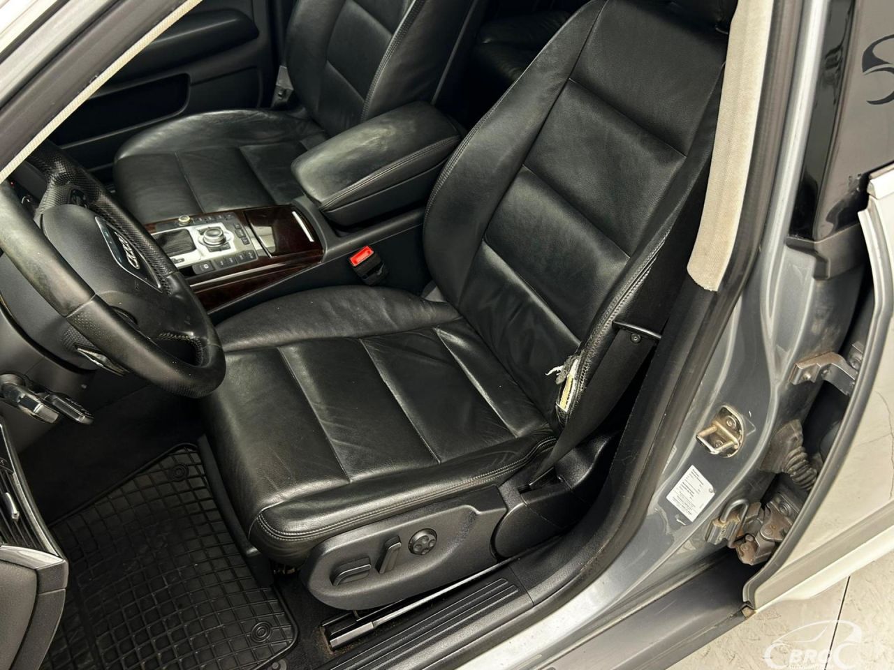 Audi A6 | 4
