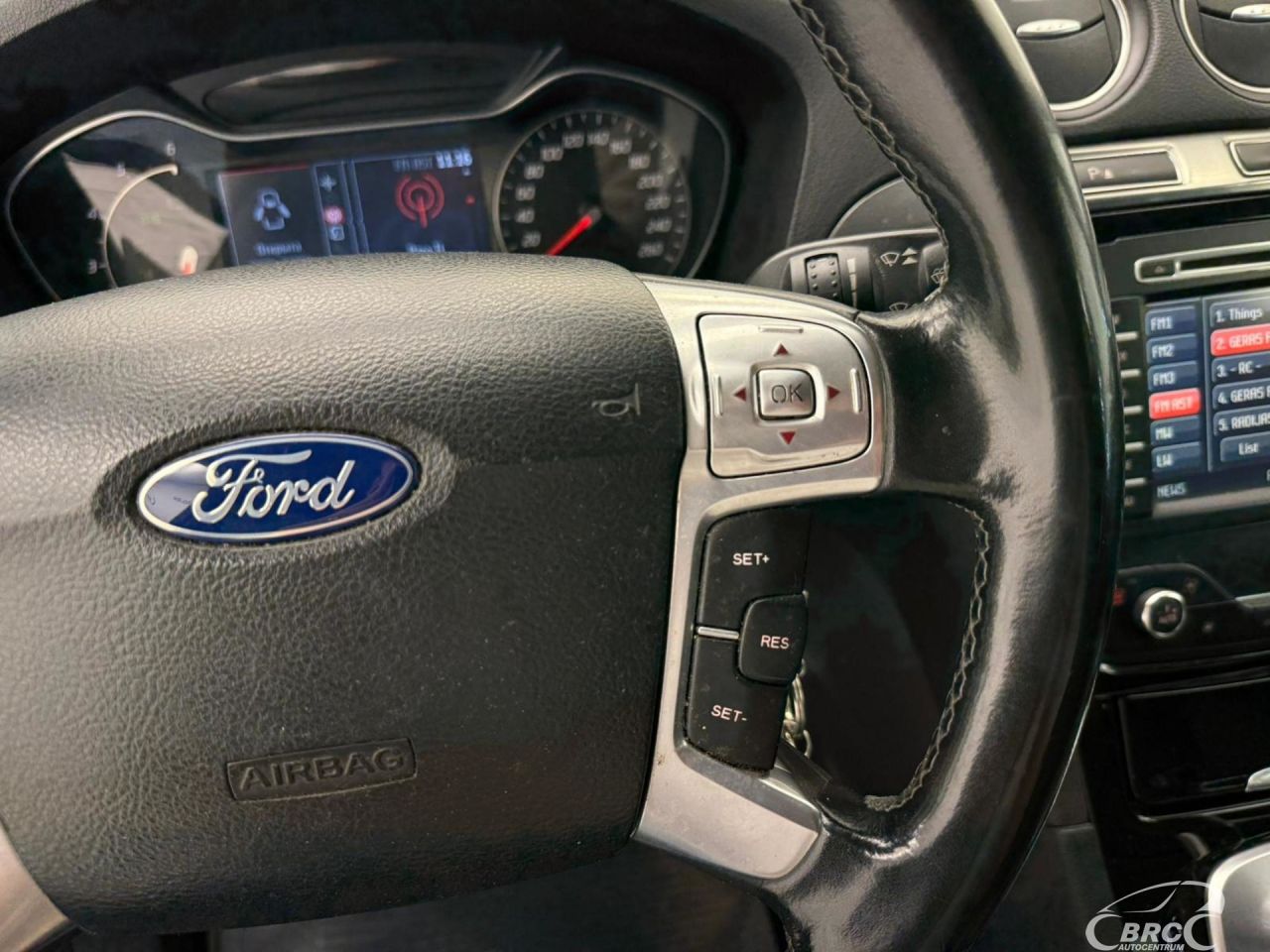 Ford Galaxy | 11