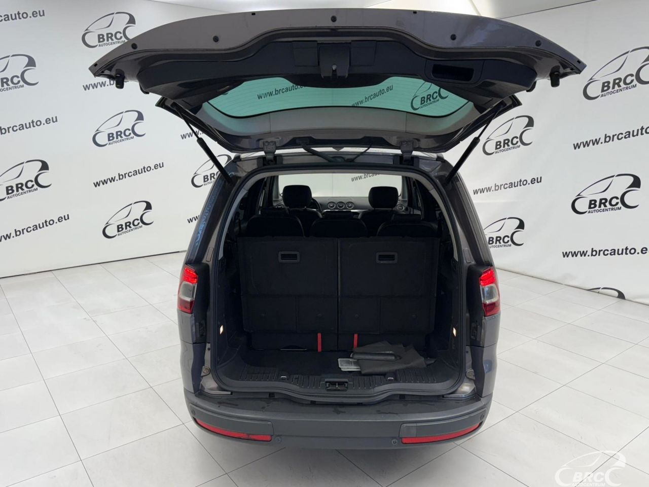 Ford Galaxy | 24