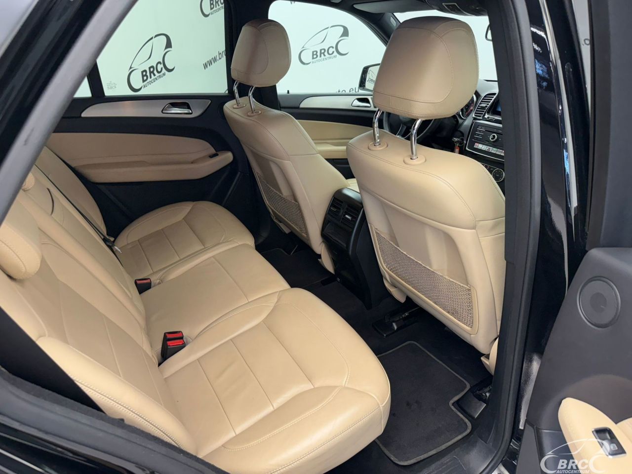 Mercedes-Benz GLE350 | 18
