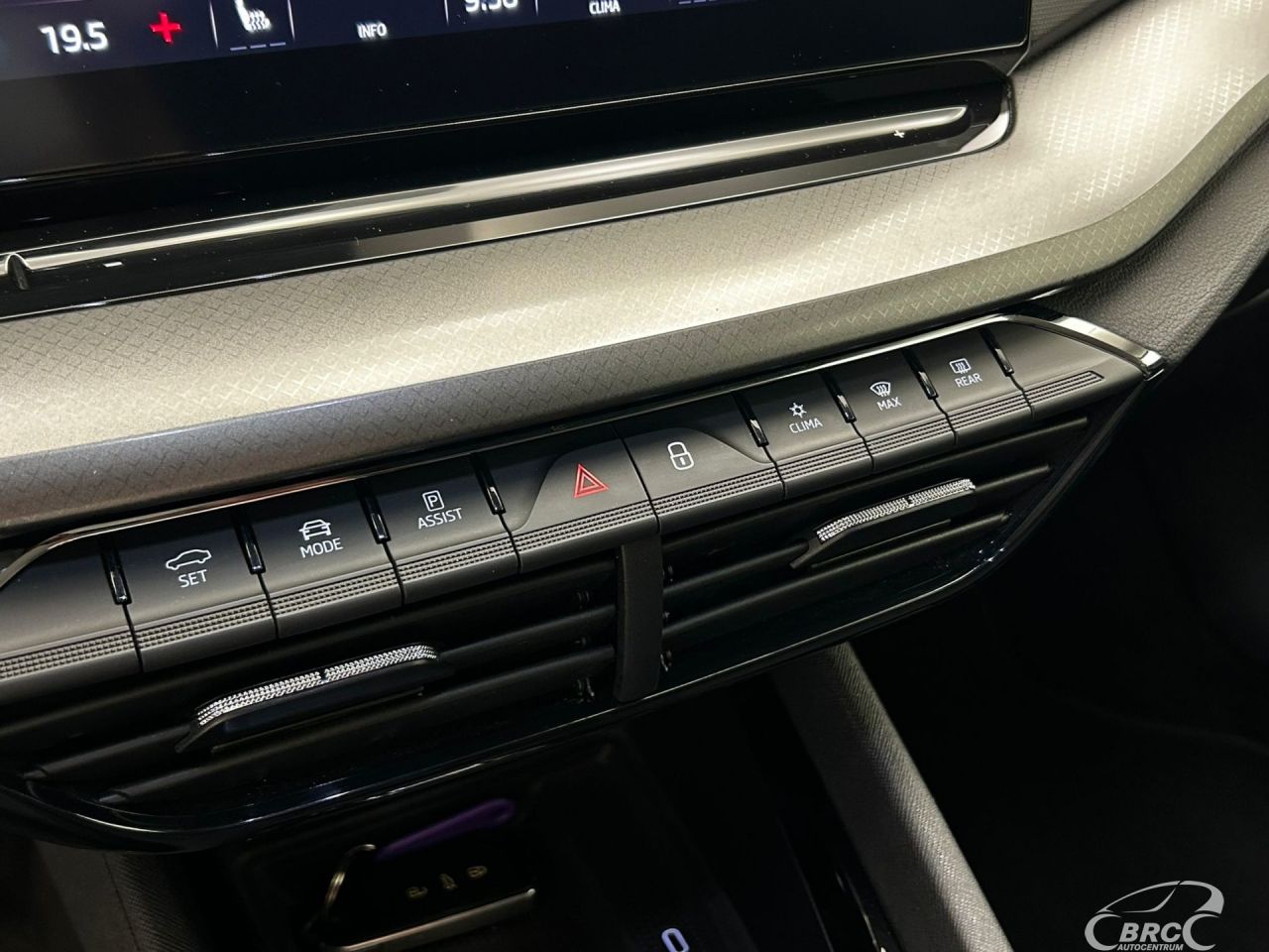 Skoda Octavia | 19