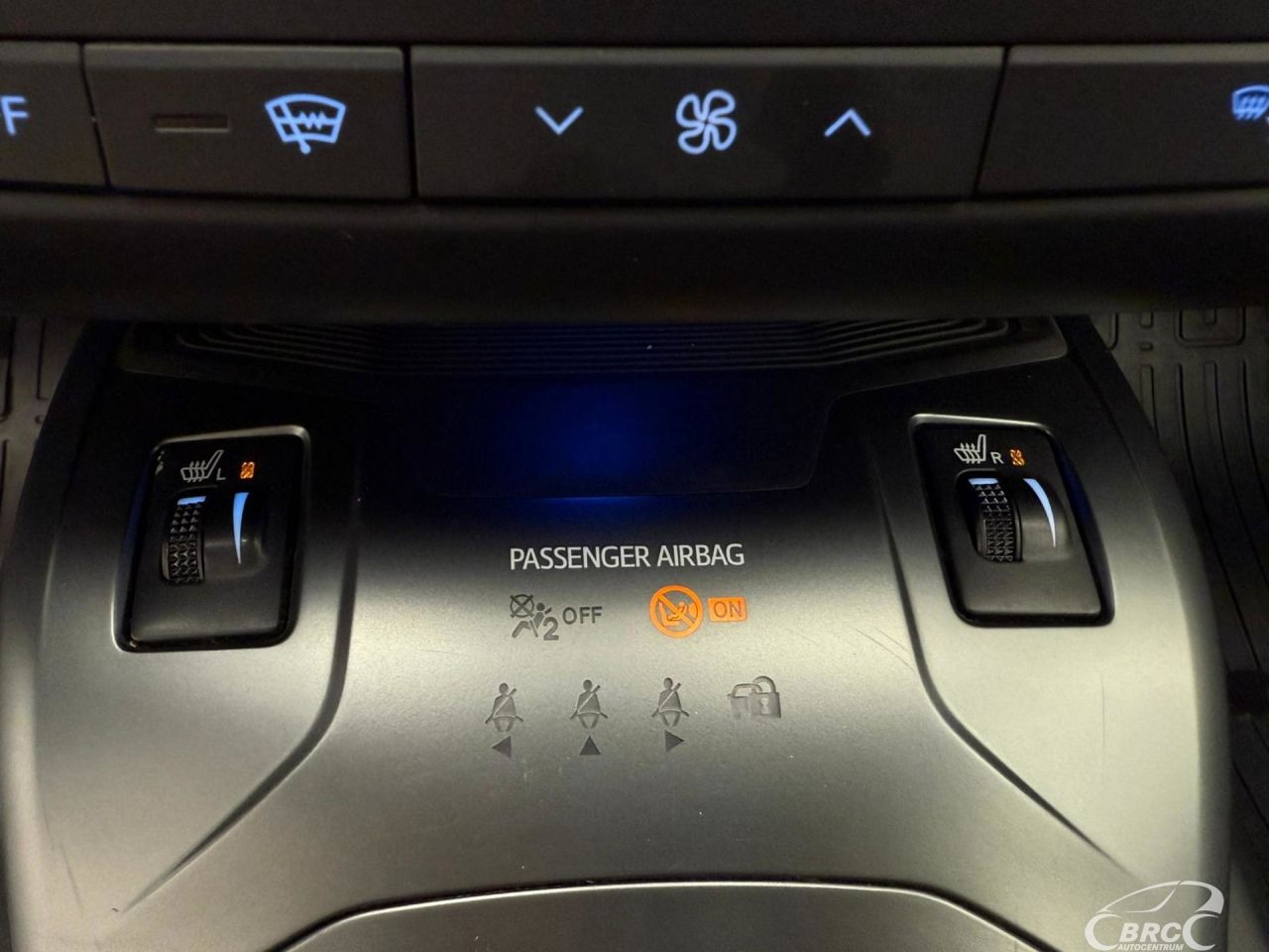 Toyota Avensis | 14
