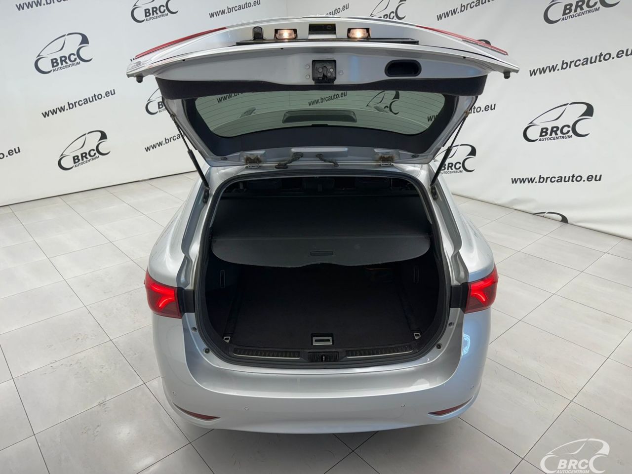 Toyota Avensis | 20