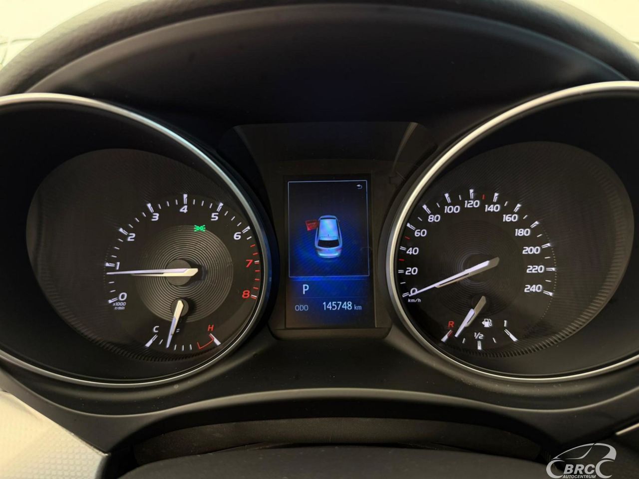 Toyota Avensis | 8