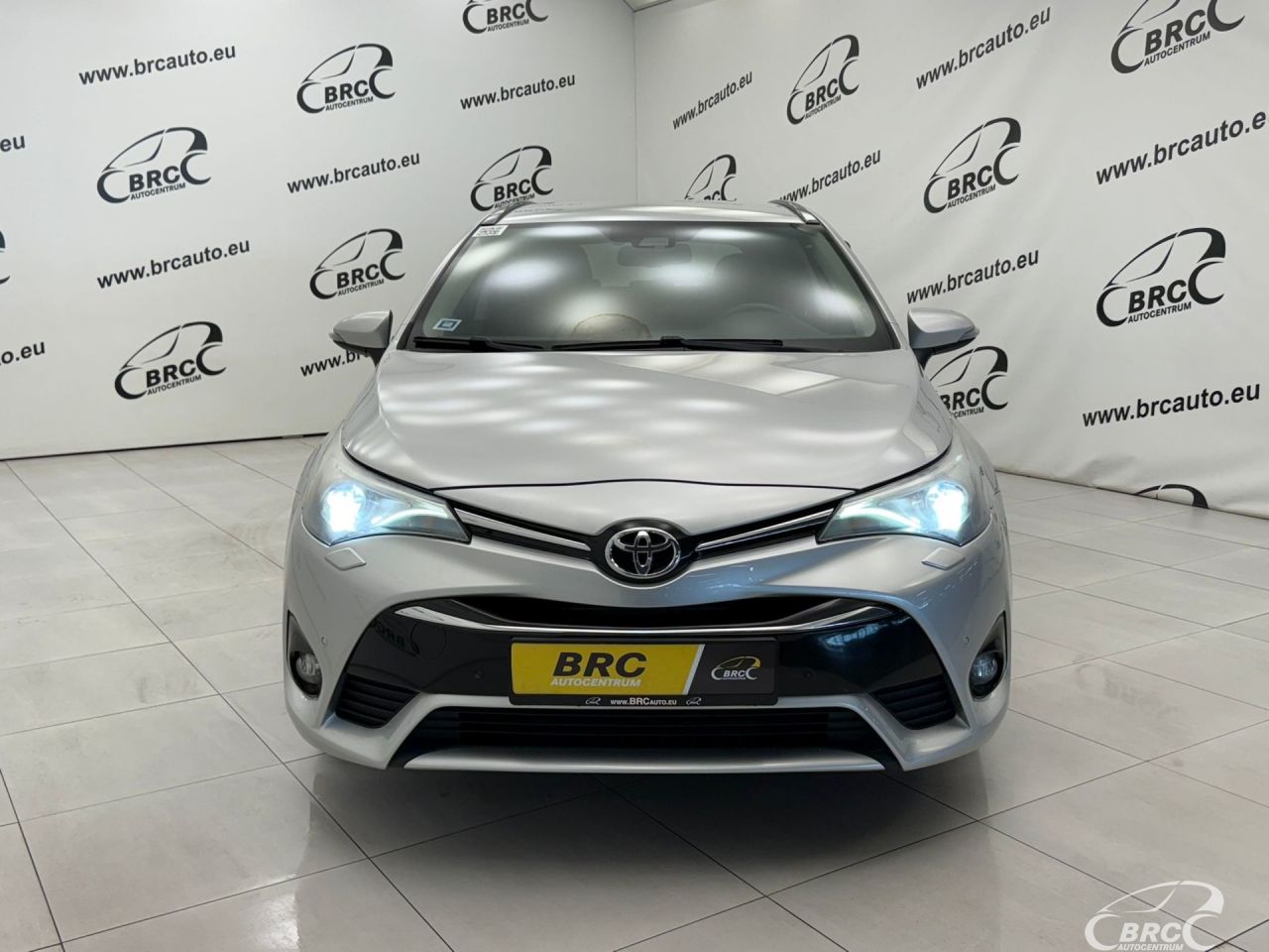Toyota Avensis | 18