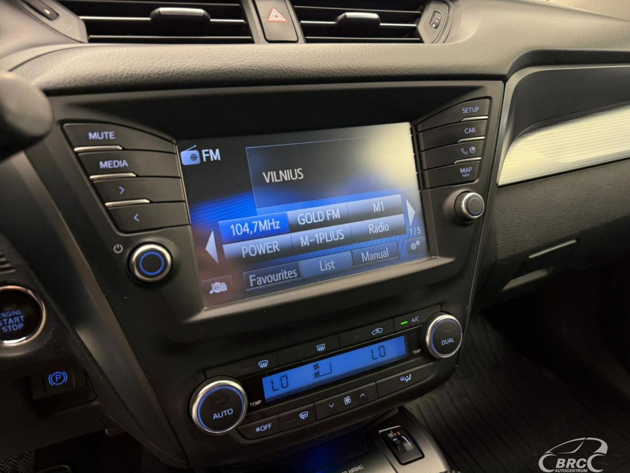 Toyota Avensis | 9