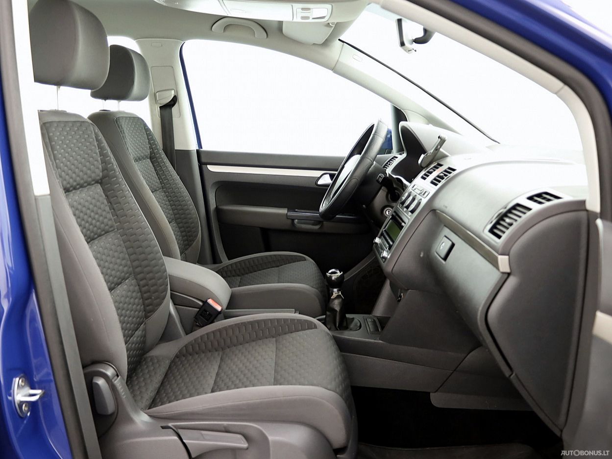 Volkswagen Touran | 5