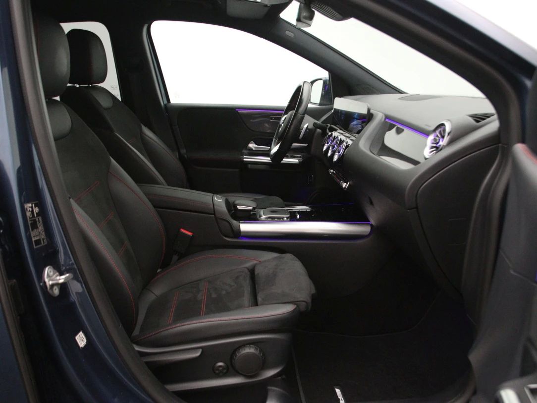 Mercedes-Benz B200 | 13