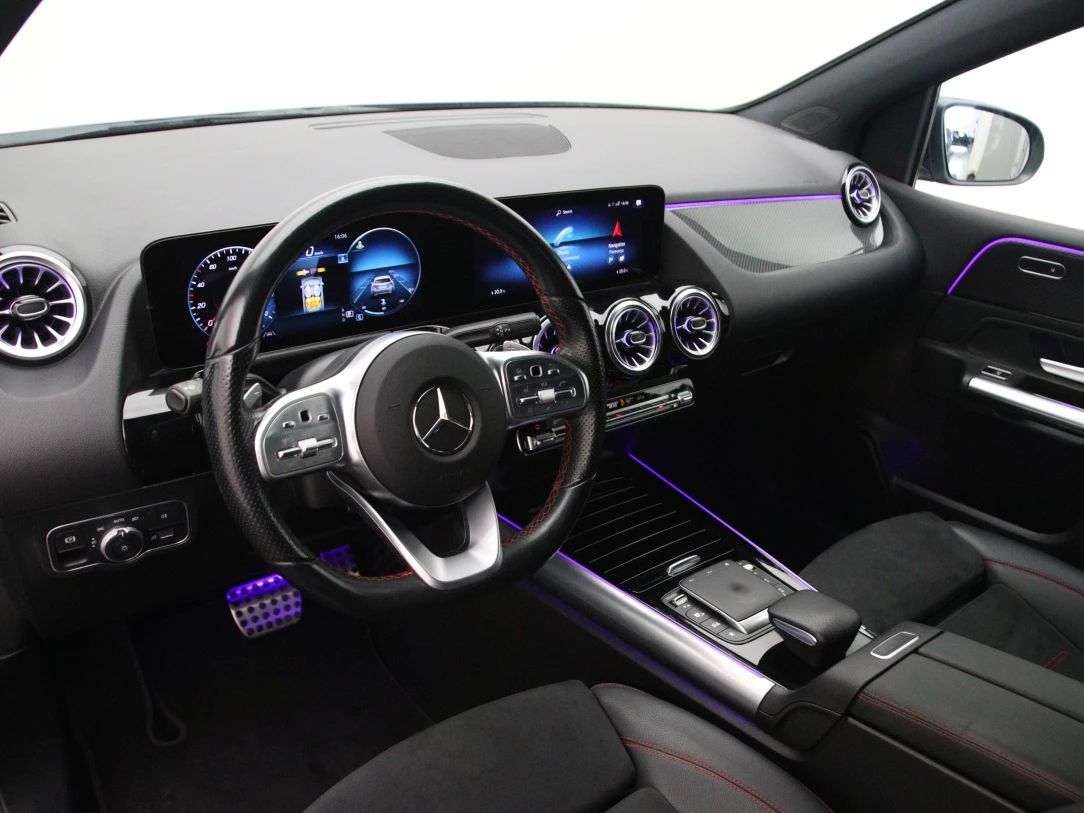 Mercedes-Benz B200 | 15