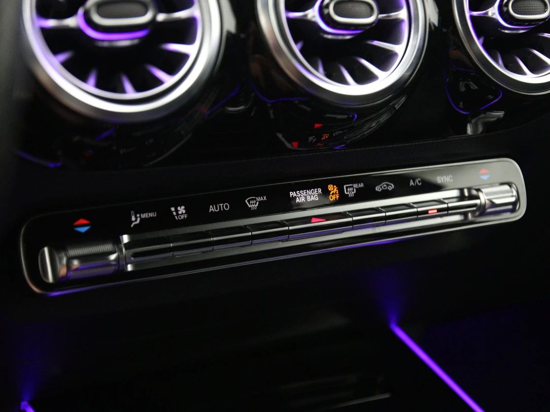 Mercedes-Benz B200 | 19