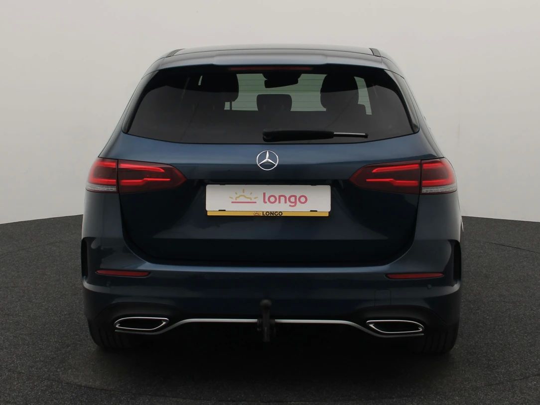 Mercedes-Benz B200 | 4
