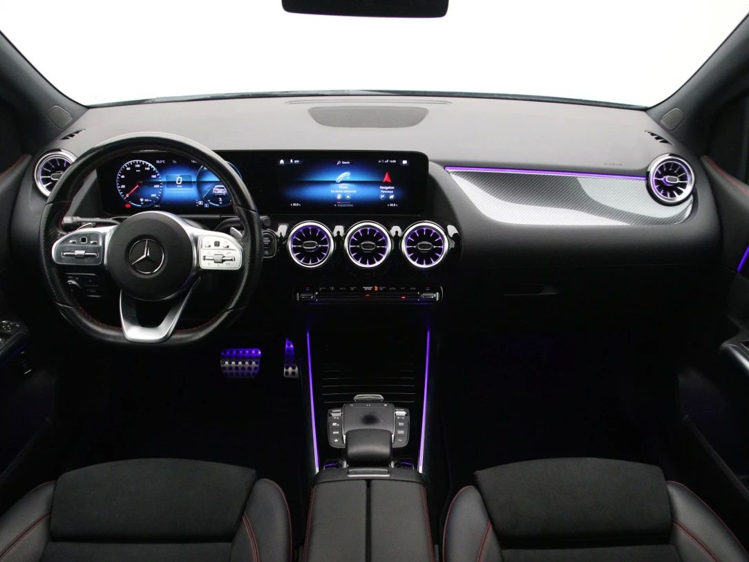 Mercedes-Benz B200 | 1