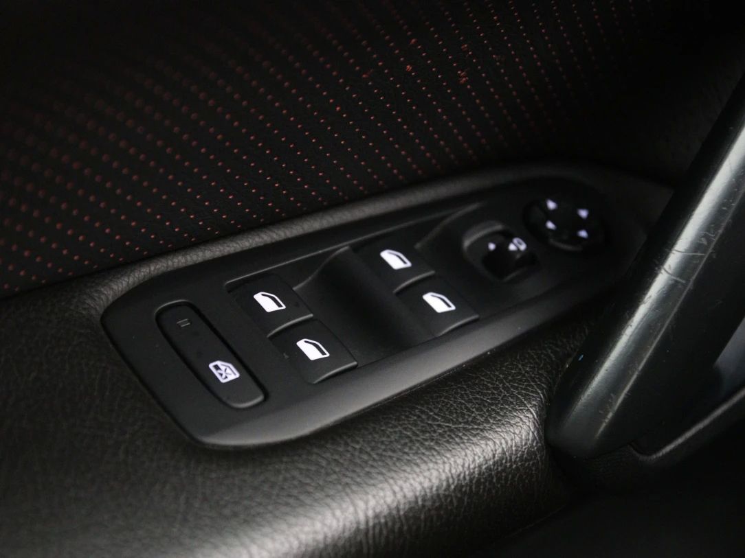 Peugeot 308 | 25