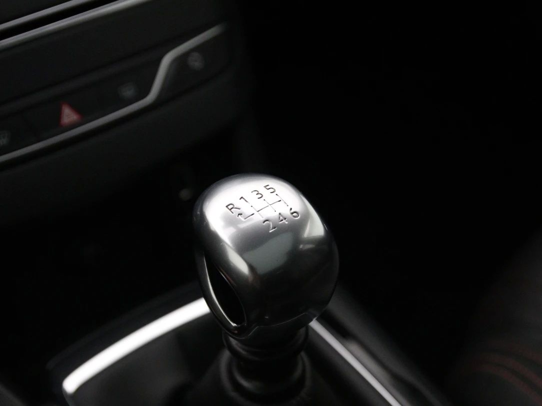 Peugeot 308 | 32