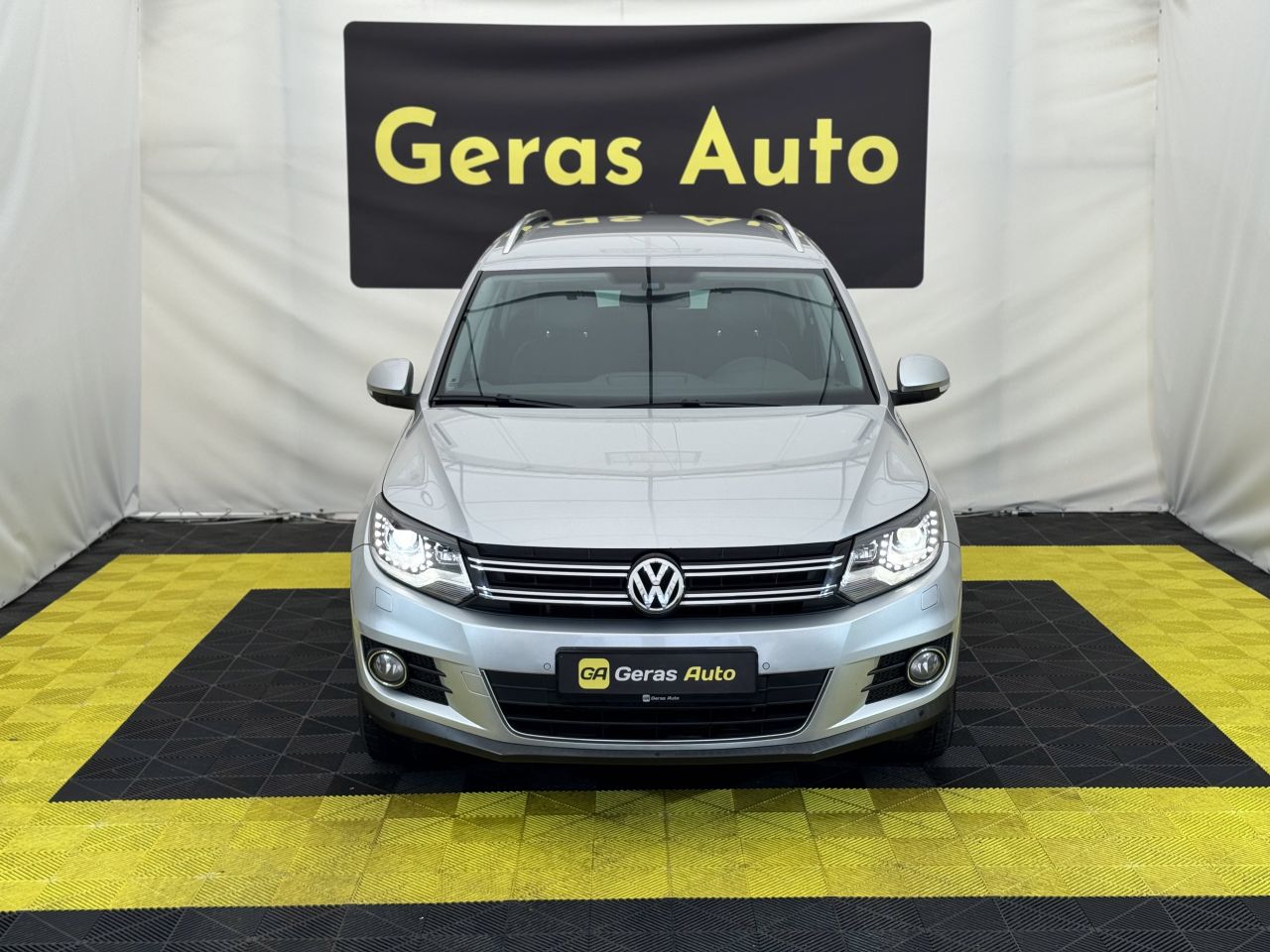 Volkswagen Tiguan | 6