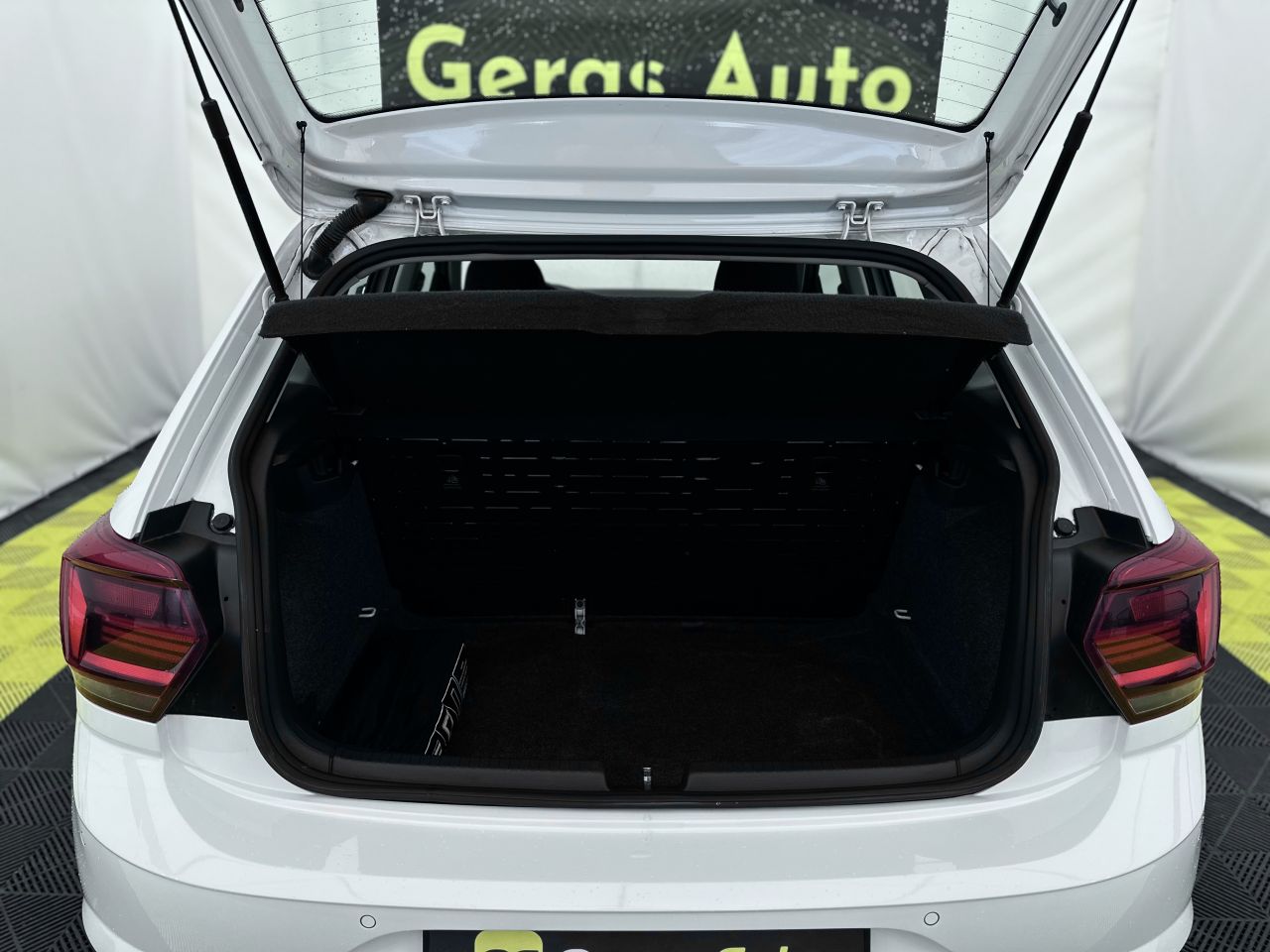 Volkswagen Polo | 7