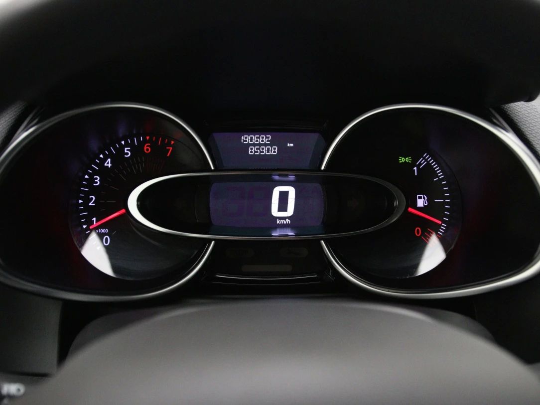 Renault Clio | 18