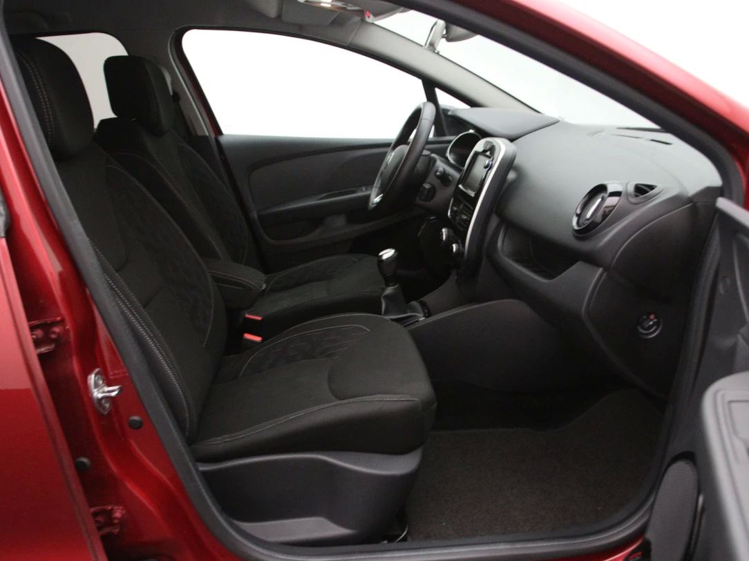 Renault Clio | 13