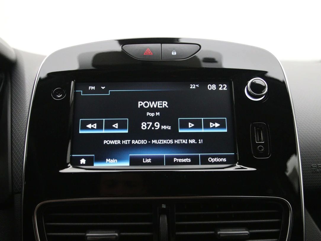 Renault Clio | 21