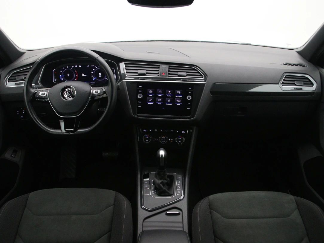 Volkswagen Tiguan | 1