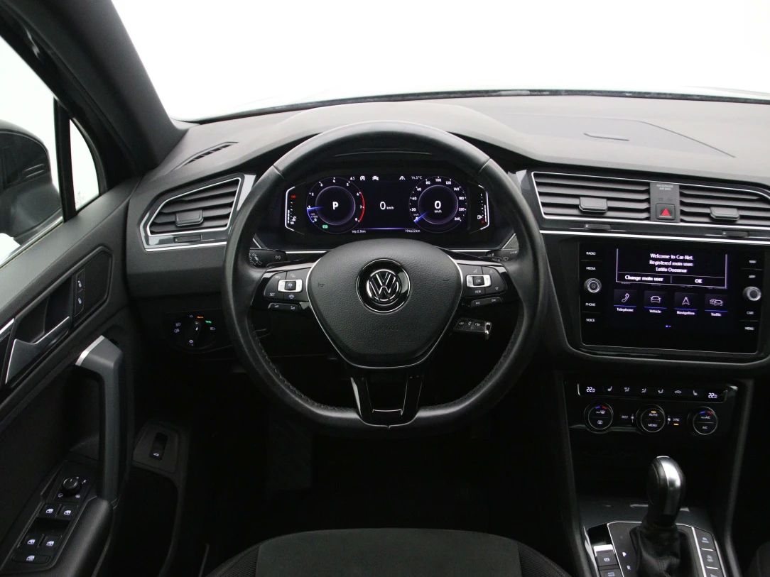 Volkswagen Tiguan | 16