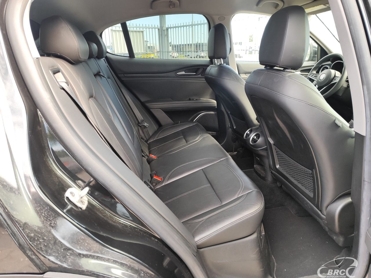 Alfa Romeo Stelvio | 7