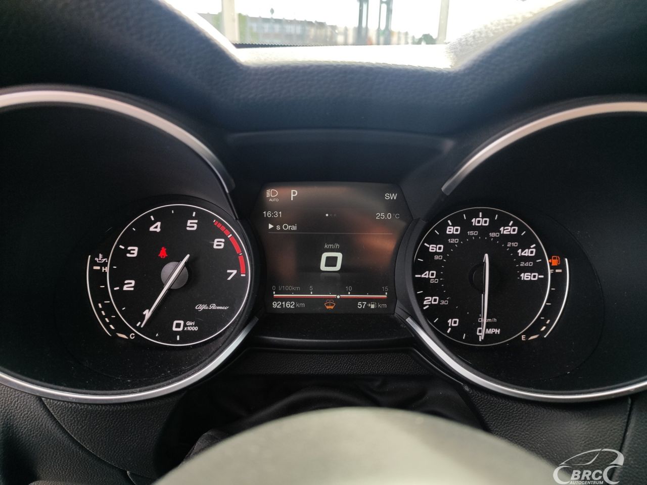 Alfa Romeo Stelvio | 29
