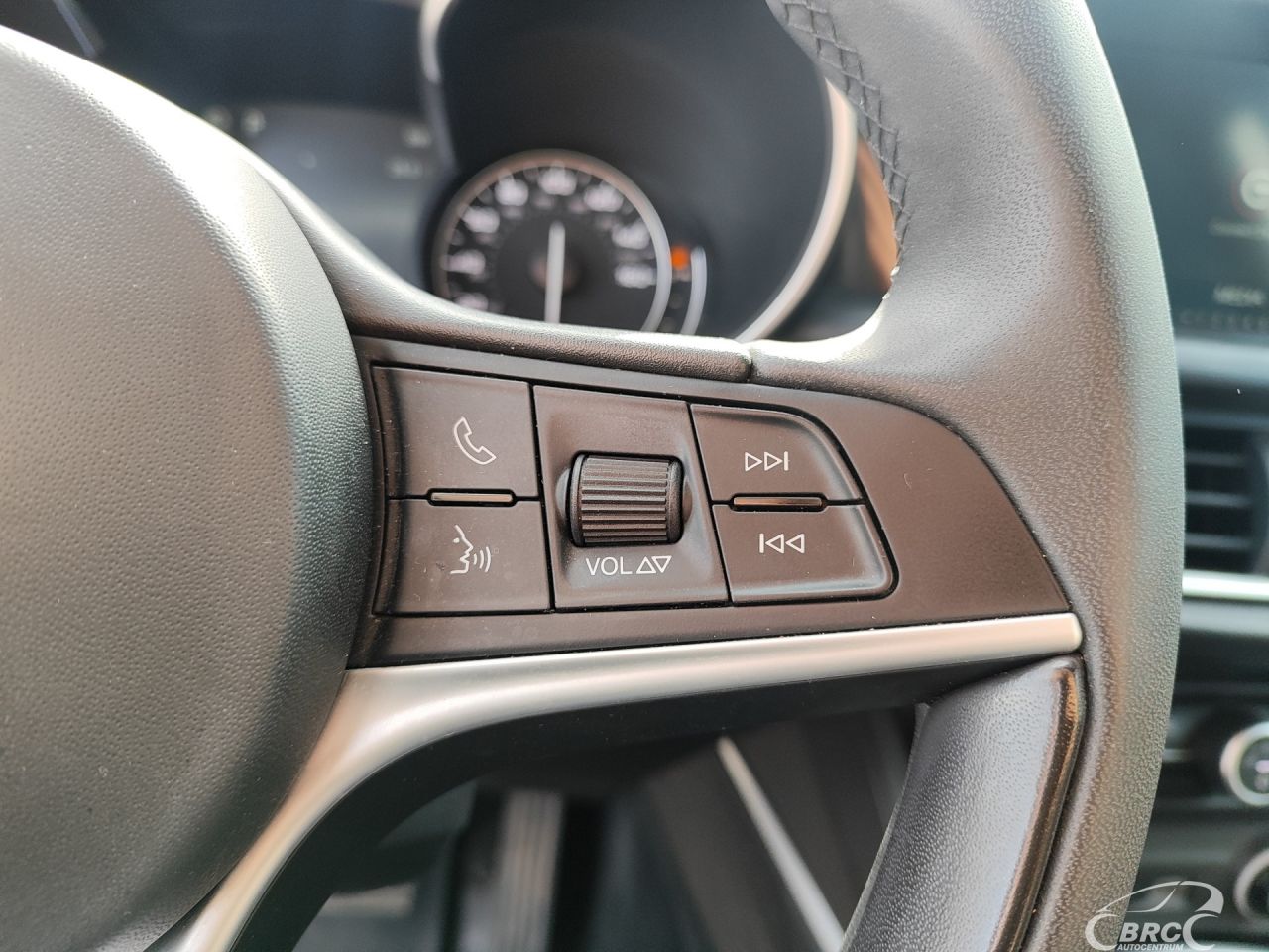 Alfa Romeo Stelvio | 25