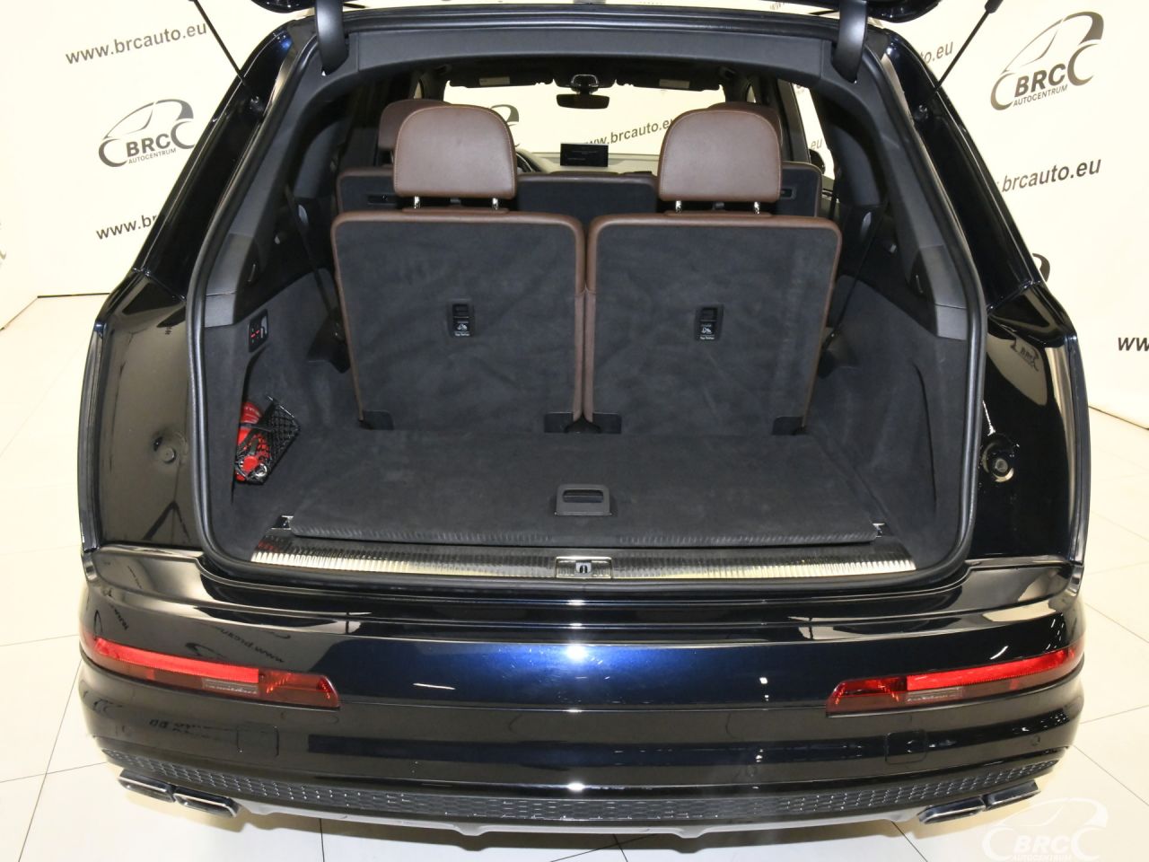 Audi Q7 | 51