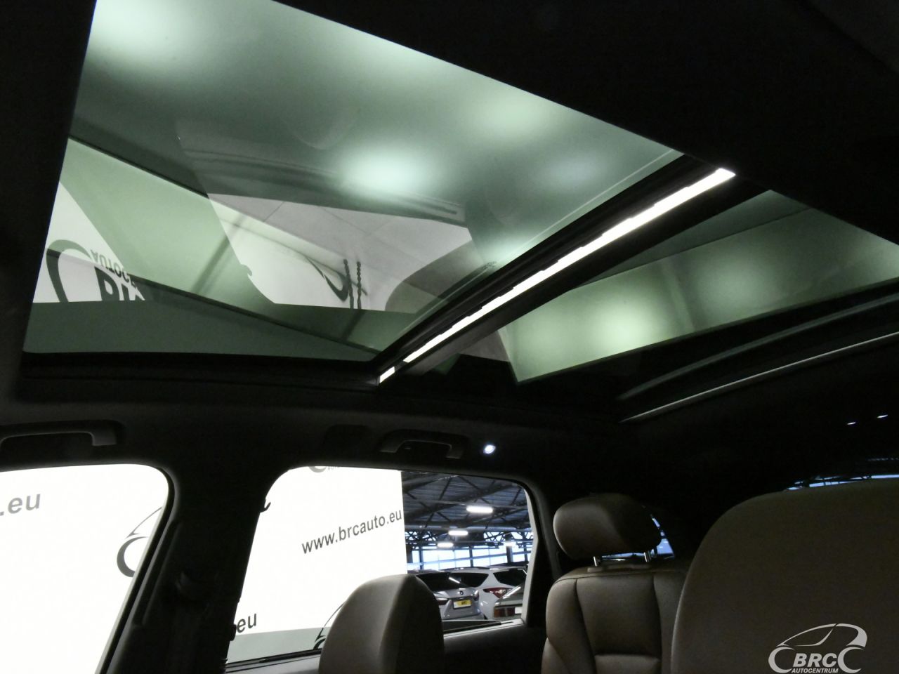 Audi Q7 | 28